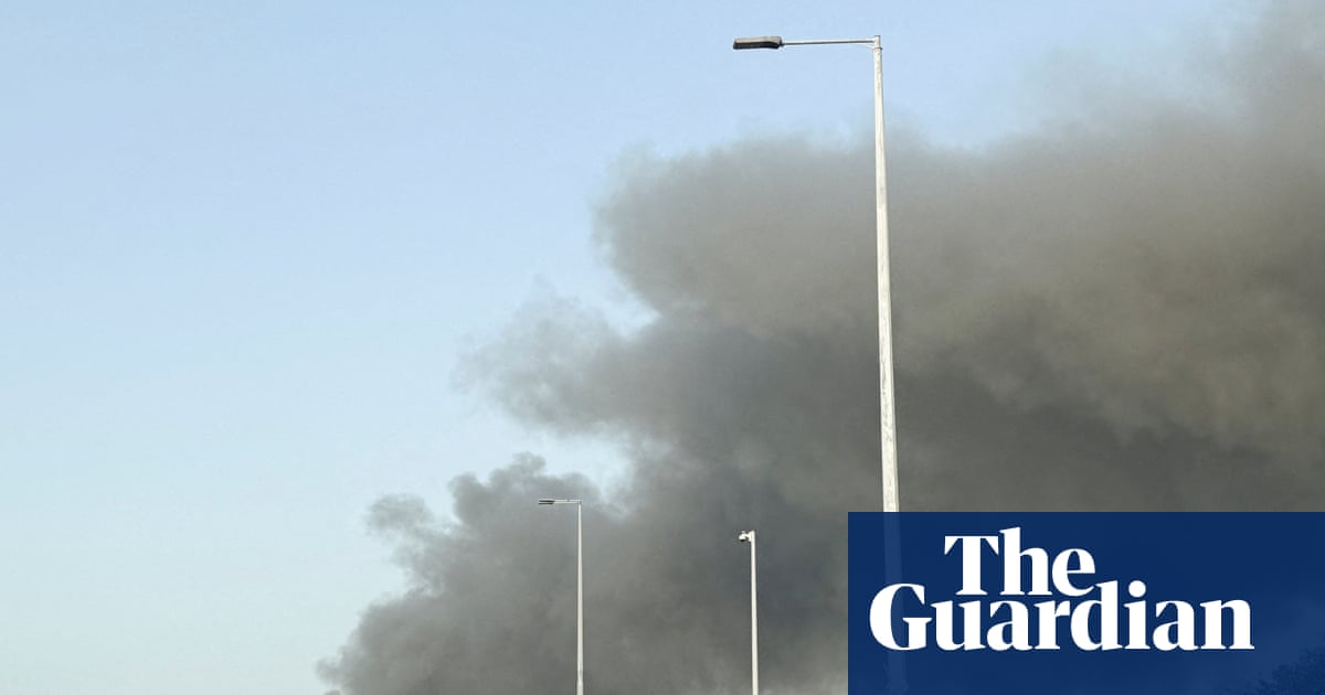 Foreign Office starts planning evacution of thousands of Britons in Middle East | US-Israel war on Iran