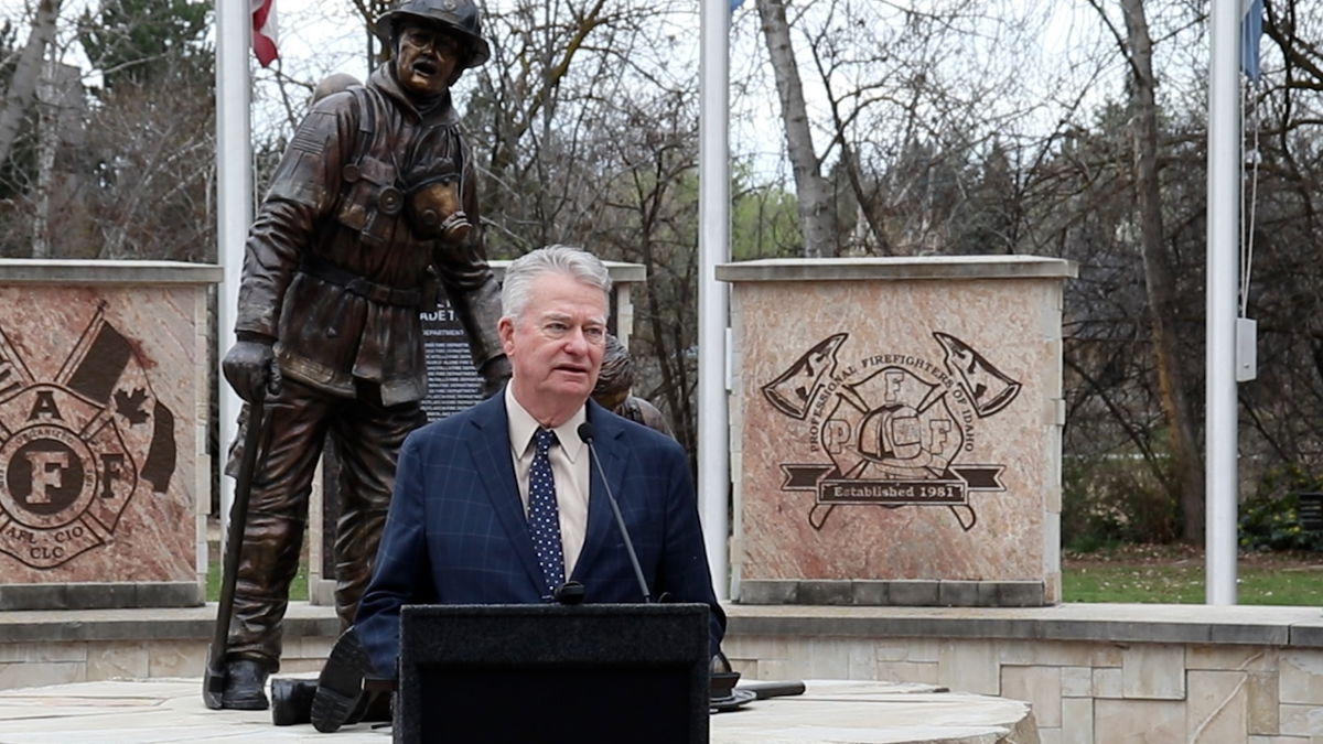 Gov. Little honors fallen Idaho firefighters and police, signs bill increasing support for their families - LocalNews8.com