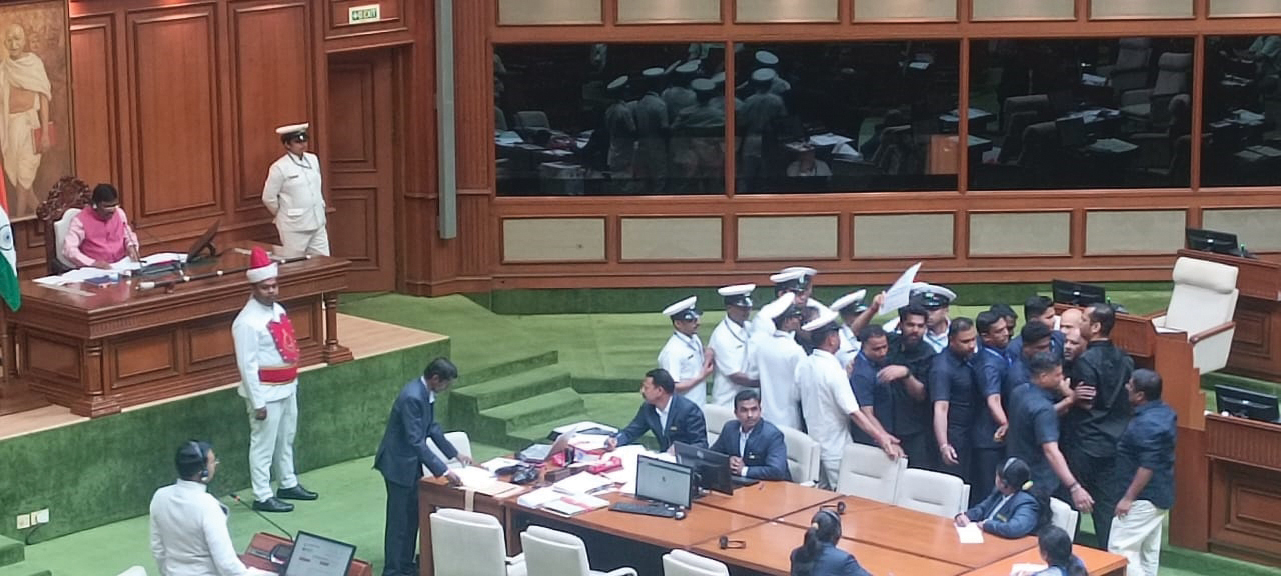 Govt passes full Budget sans debate amid Oppn protest