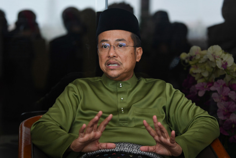 Has Ahmad Samsuri emerged as potential face of Perikatan Nasional ahead of GE16?