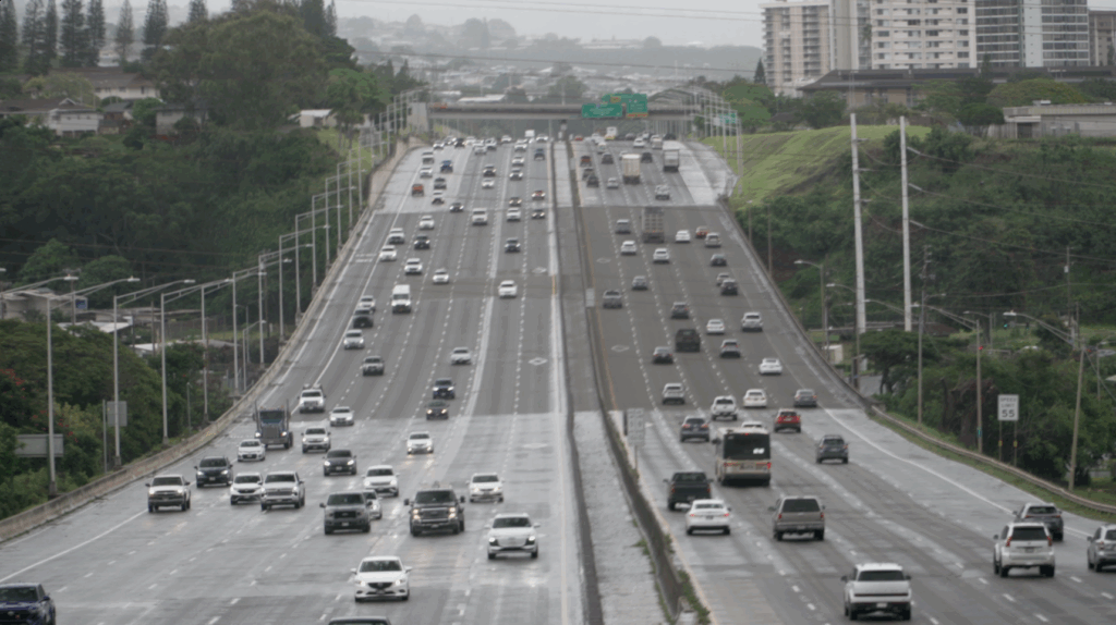 Honolulu Traffic Cams May Soon Ticket For Registration, Safety Checks