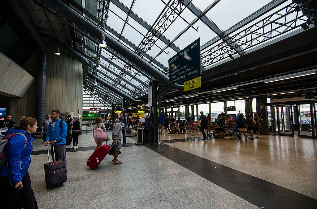 Icelandair Rebooks 3,600 Passengers