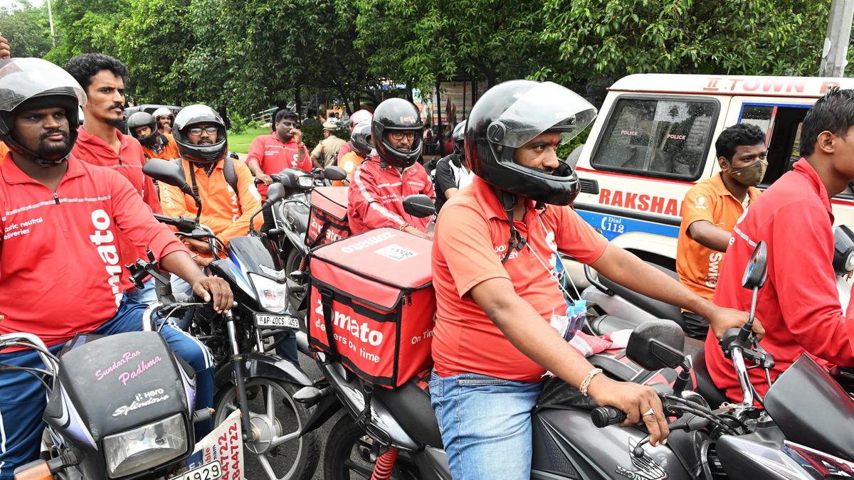 Industry bodies write to Karnataka govt about lack of clarity around welfare fee of gig workers