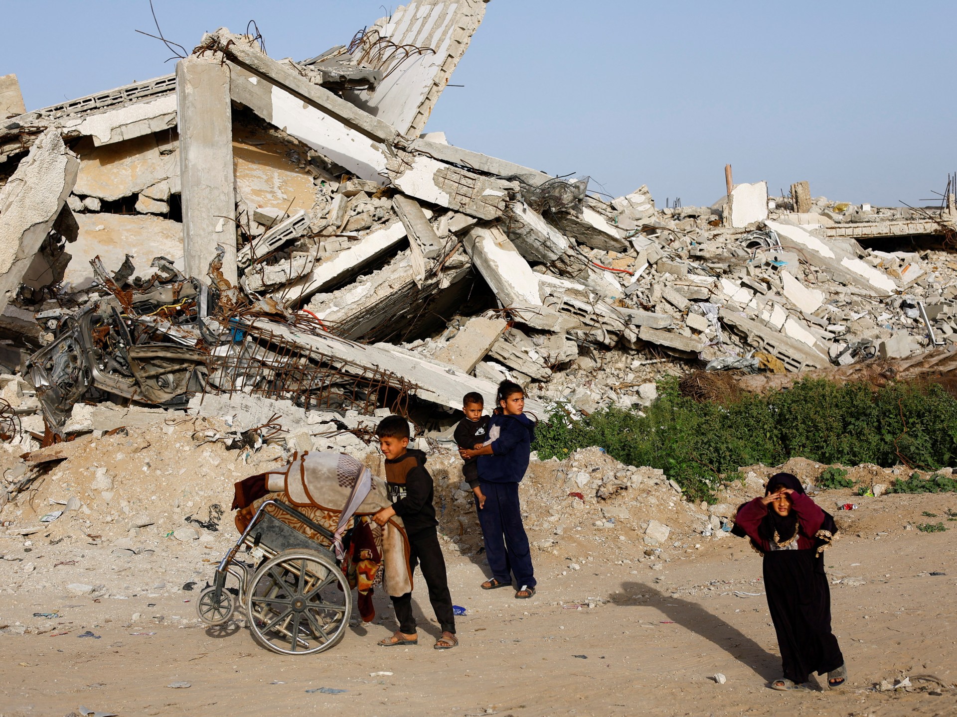 Israel continues Gaza attacks amid regional war, kills several Palestinians | Israel-Palestine conflict News