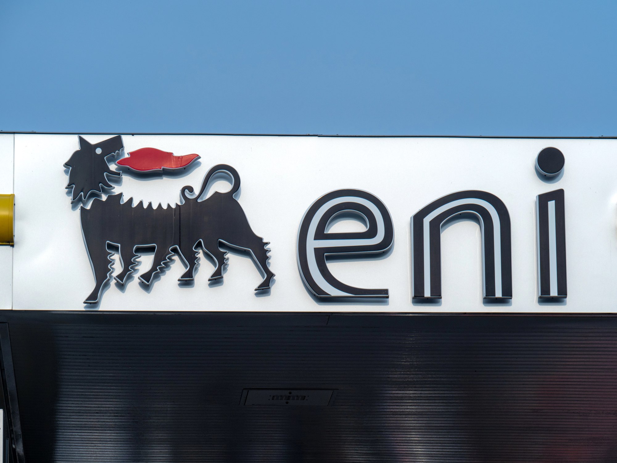 Italy’s Eni Expands Energy Projects in Kazakhstan with Hybrid Power Plant