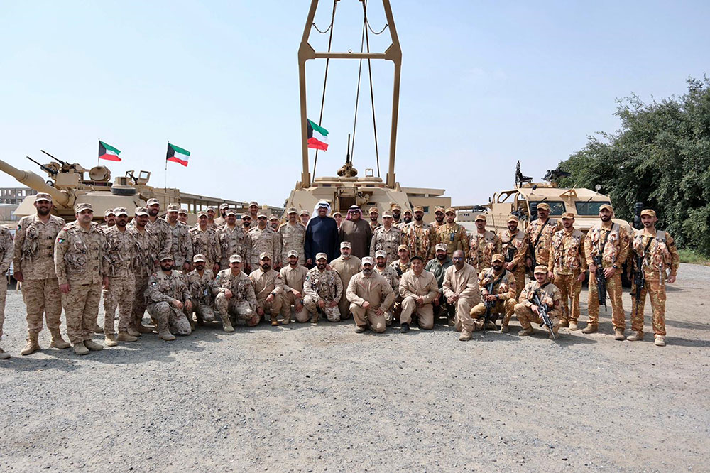 Kuwait Crown Prince visits military sites, commends 'heroic' efforts
