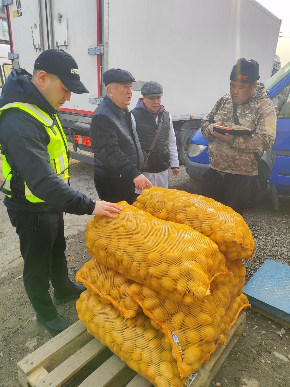 Kyrgyzstan Sees No Grounds for Restricting Potato Imports from China