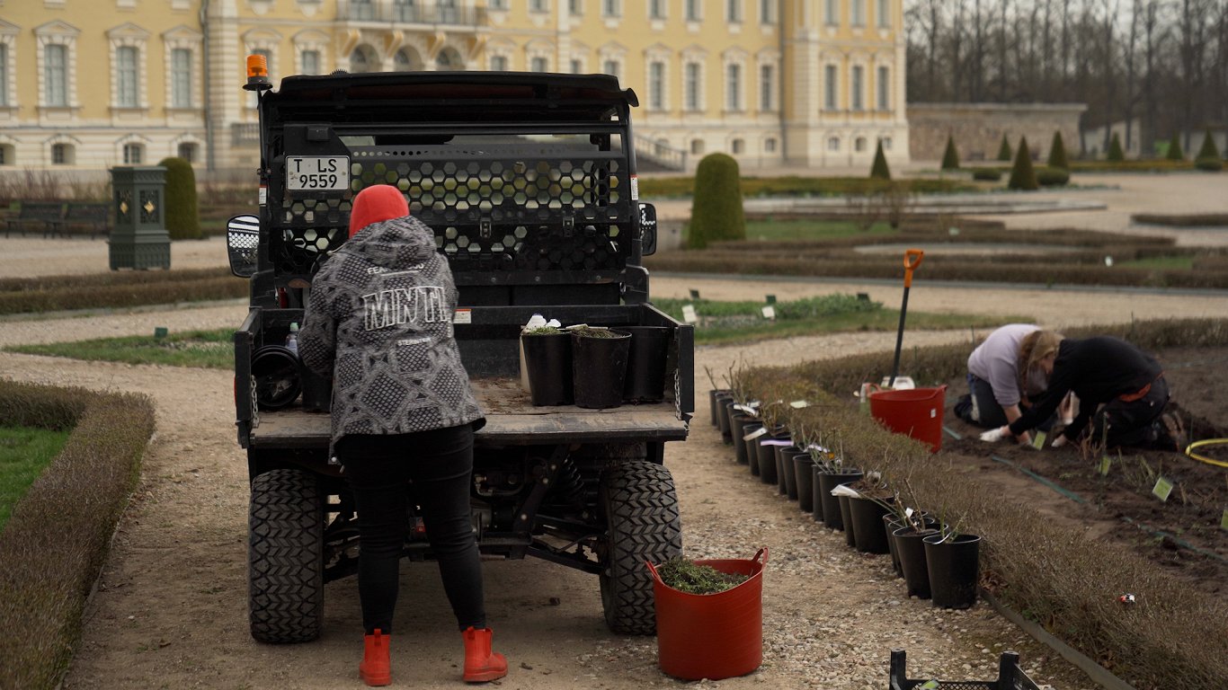 Latvia's museums say they are being buried by accounting bureaucracy / Article