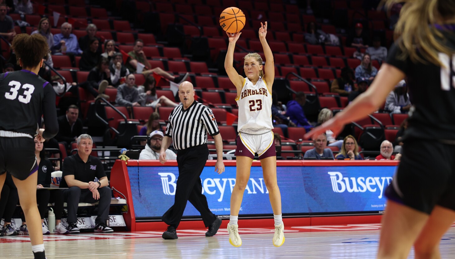 Loyola's unselfishness shines as Ramblers advance to IHSA Class 4A state championship
