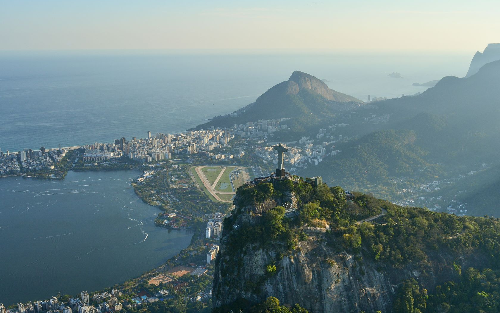 New routes between Brazil and Portugal