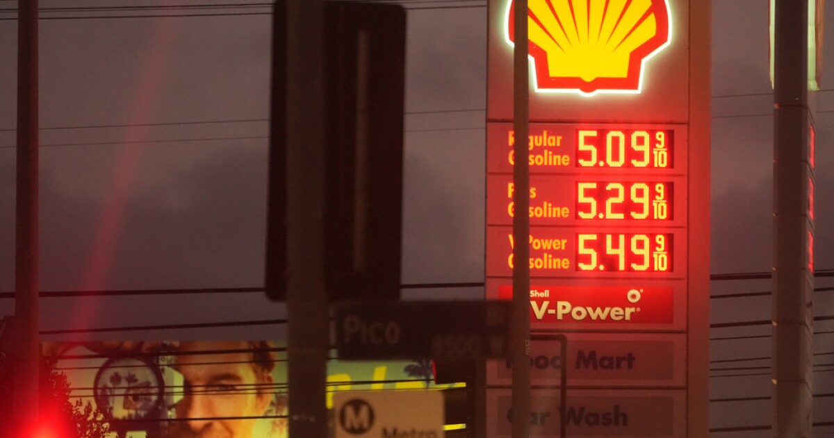 Oil tops $100, gas prices climb by 55 cents amid Middle East violence