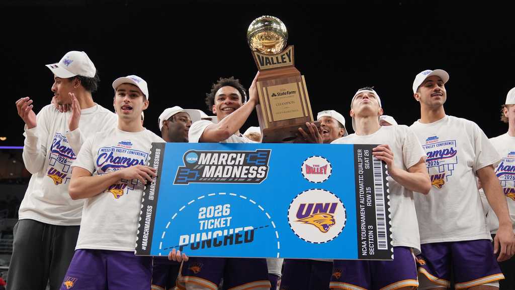 Panthers top UIC 84-69 to win Arch Madness tournament, clinch NCAA bid