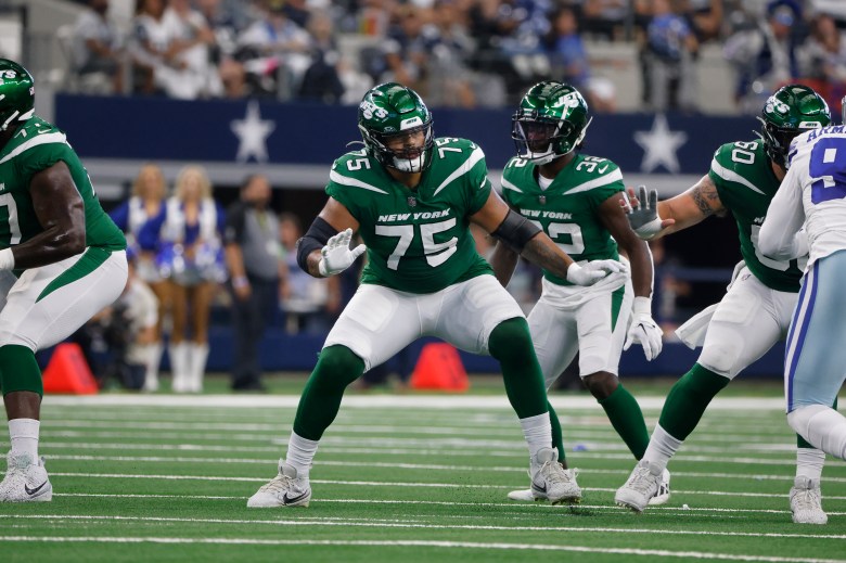 Patriots add offensive lineman Alijah Vera-Tucker