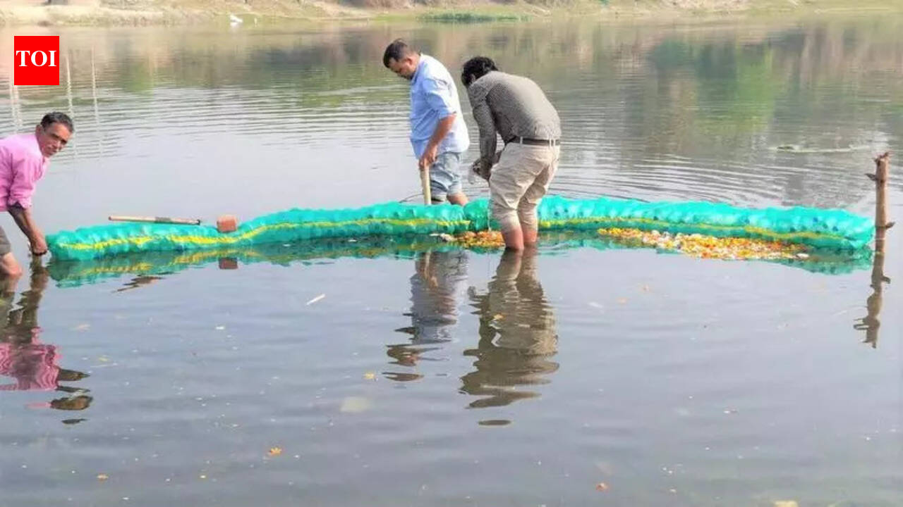 Plastic vs plastic: Sai River gets a fighting chance in Pratapgarh | Prayagraj News