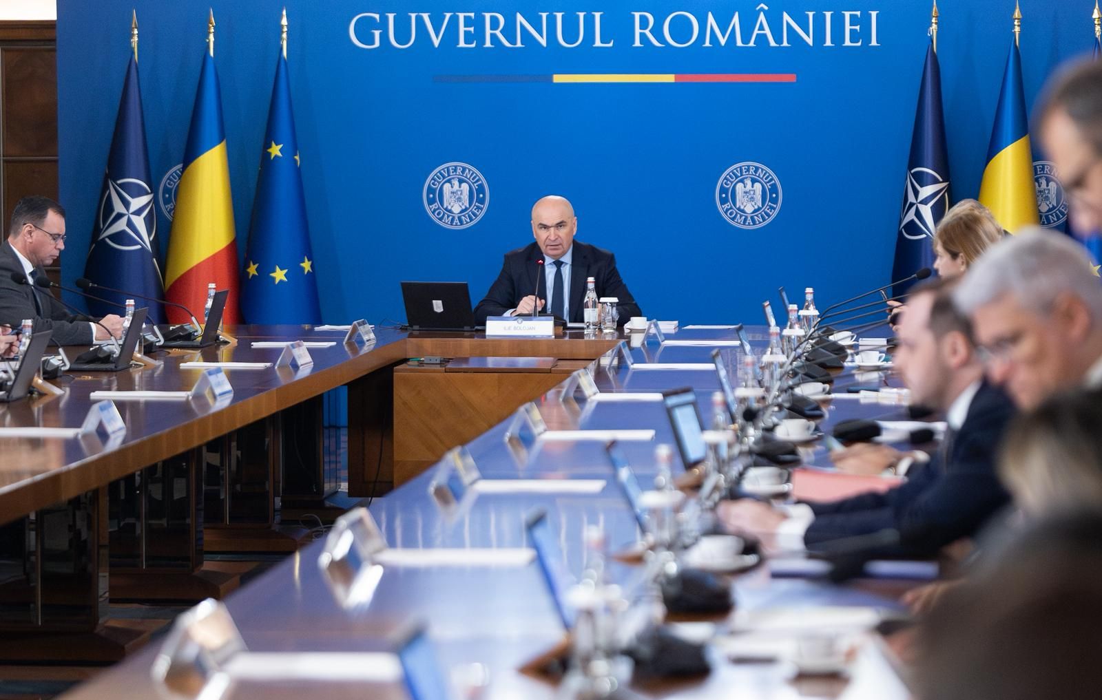 The Bolojan government in session / Photo: gov.ro