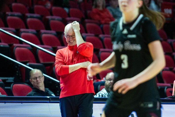 SLIDE SHOW: Lady Tops eliminated from conference contention after loss to Missouri State