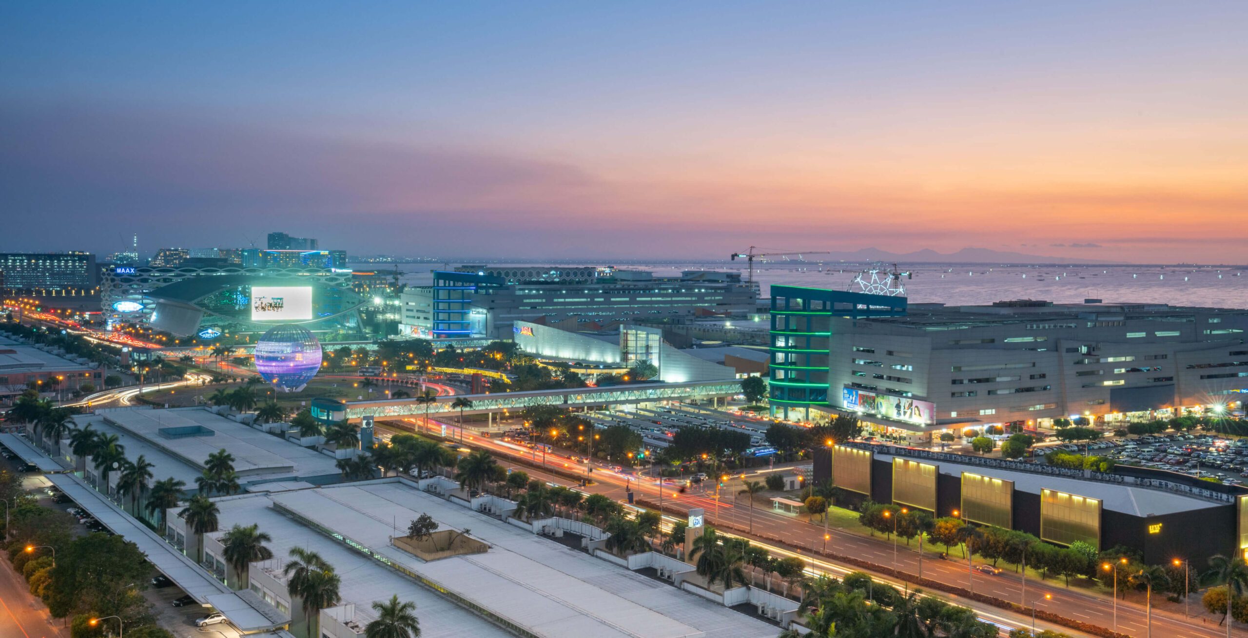 SM, Robinsons, Ayala, Megaworld cut mall hours in response to energy emergency