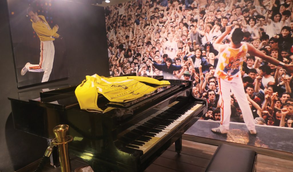 Somebody to love in Zanzibar