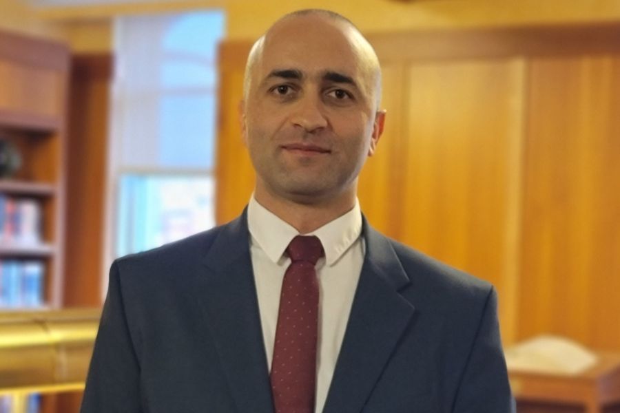 The desire to remain in the swamp: Dismantling of the AGMI