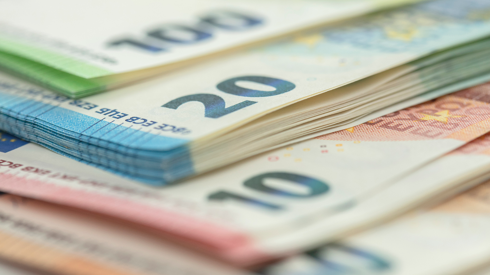 Total of 483 counterfeit euro banknotes found in circulation in Finland last year