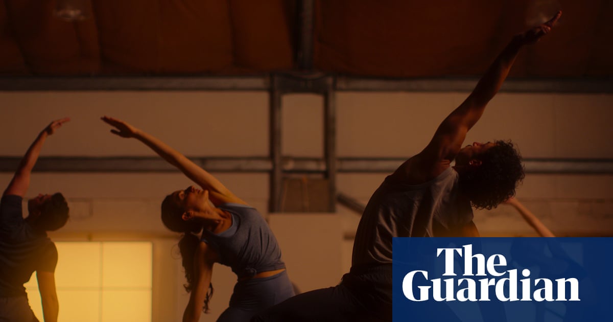 Twisted Yoga: how a search for enlightenment turned into a dangerous cult | Documentary