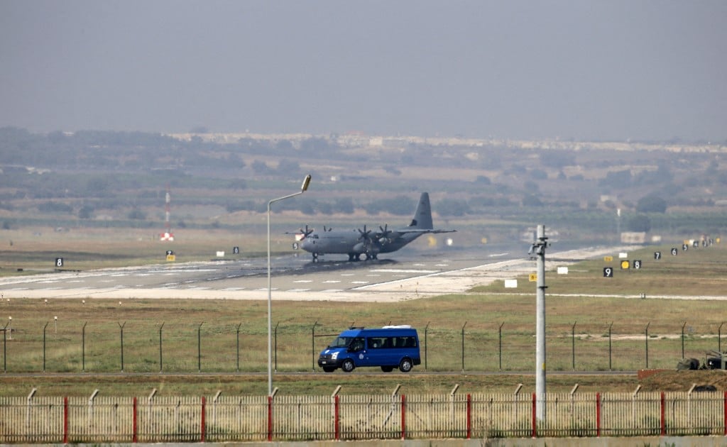 [UPDATE] Turkey detains 2 journalists after live filming near air base hosting US forces