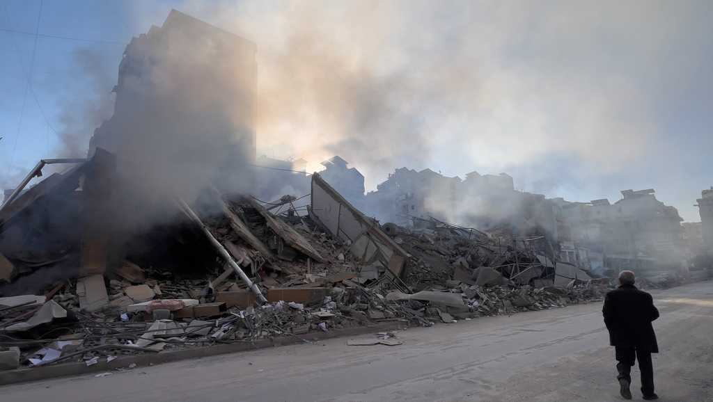 US warns Iran of 'most intense day of strikes'