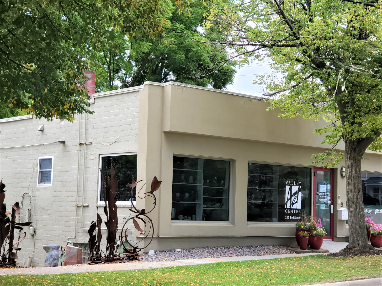 Valley Art Center exhibit seeks to add some fun in uncertain times: Valley Views