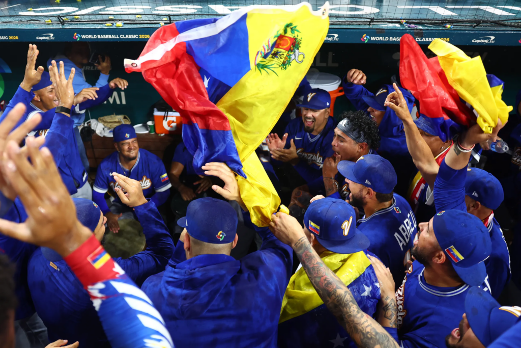 Venezuelan Baseball Takes Us Back to Basics in Spectacular Fashion