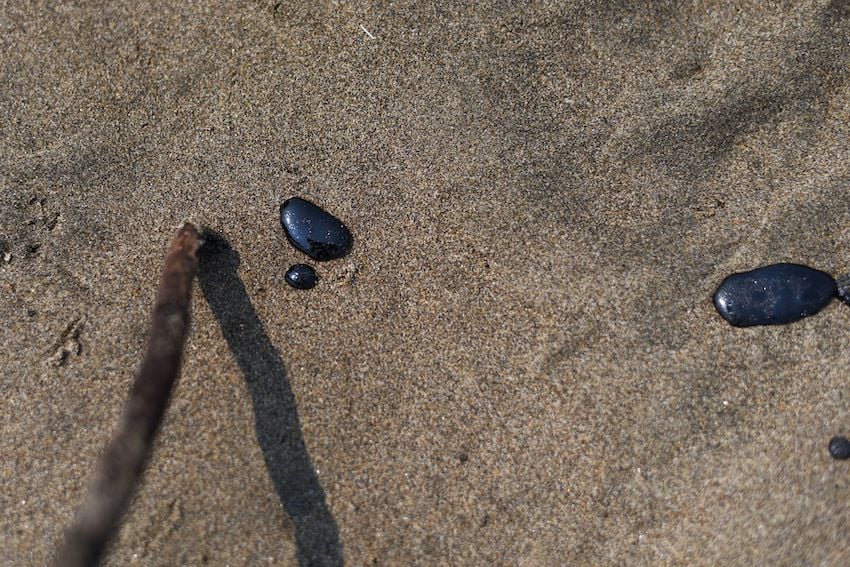 oil on a beach in Veracruz