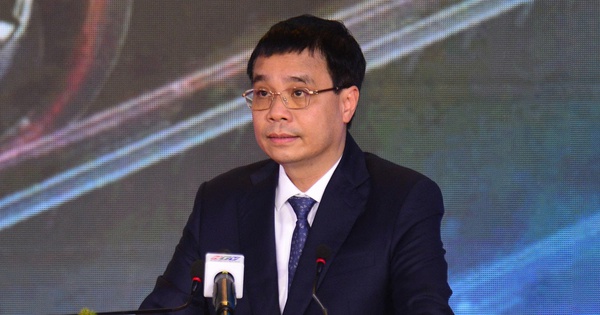 Vietnam airport operator ACV says chairman, executive detained over bidding violations