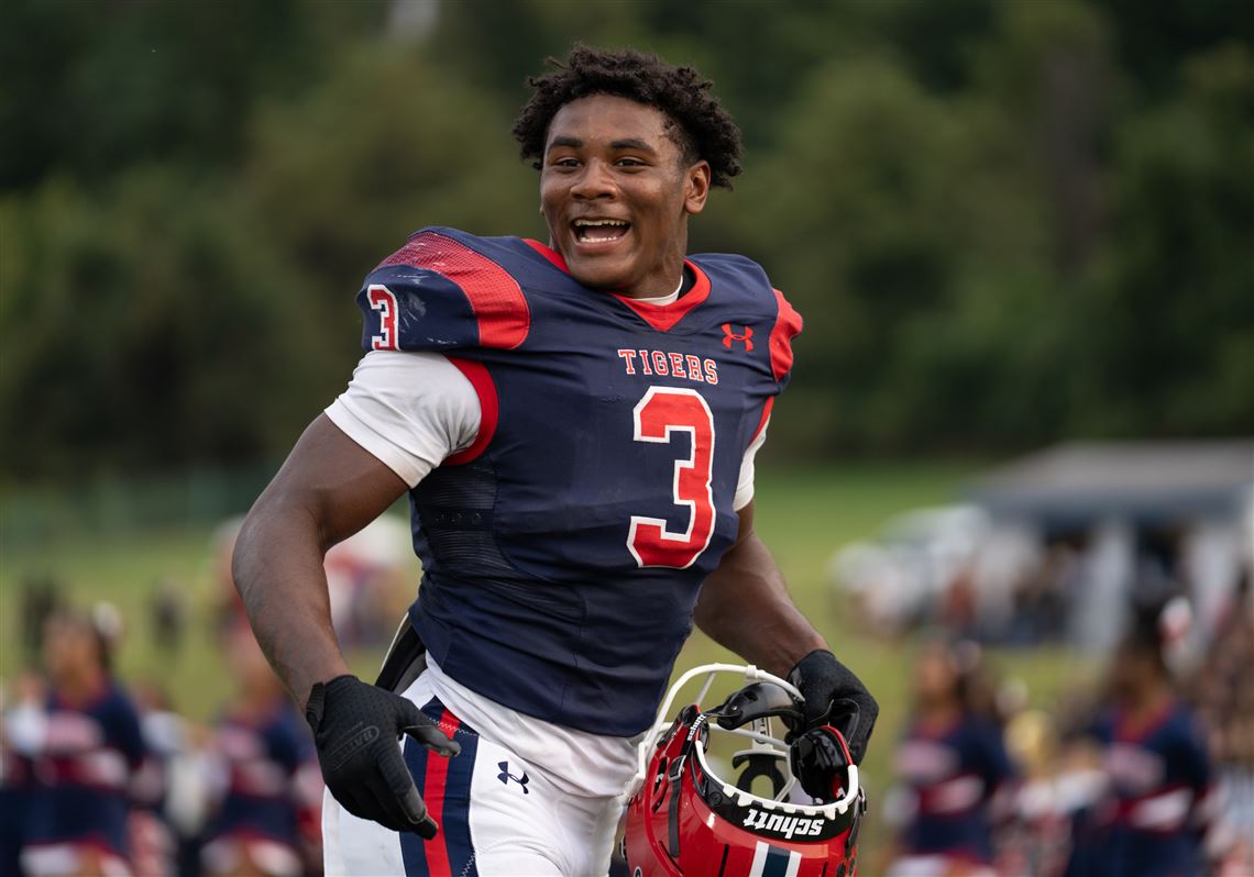 WPIAL boys track and field preview: McKeesport football stars Kemon Spell and Javien Robinson also a dynamite duo of sprinters