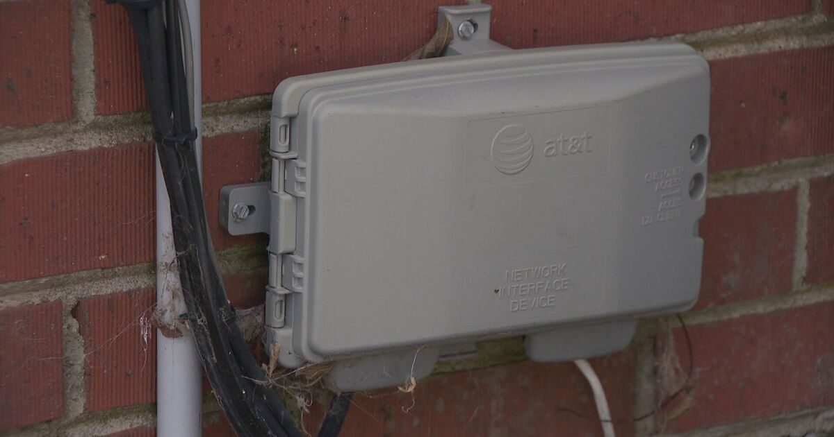 Weeks after Nashville's ice storm, some AT&T customers still without service