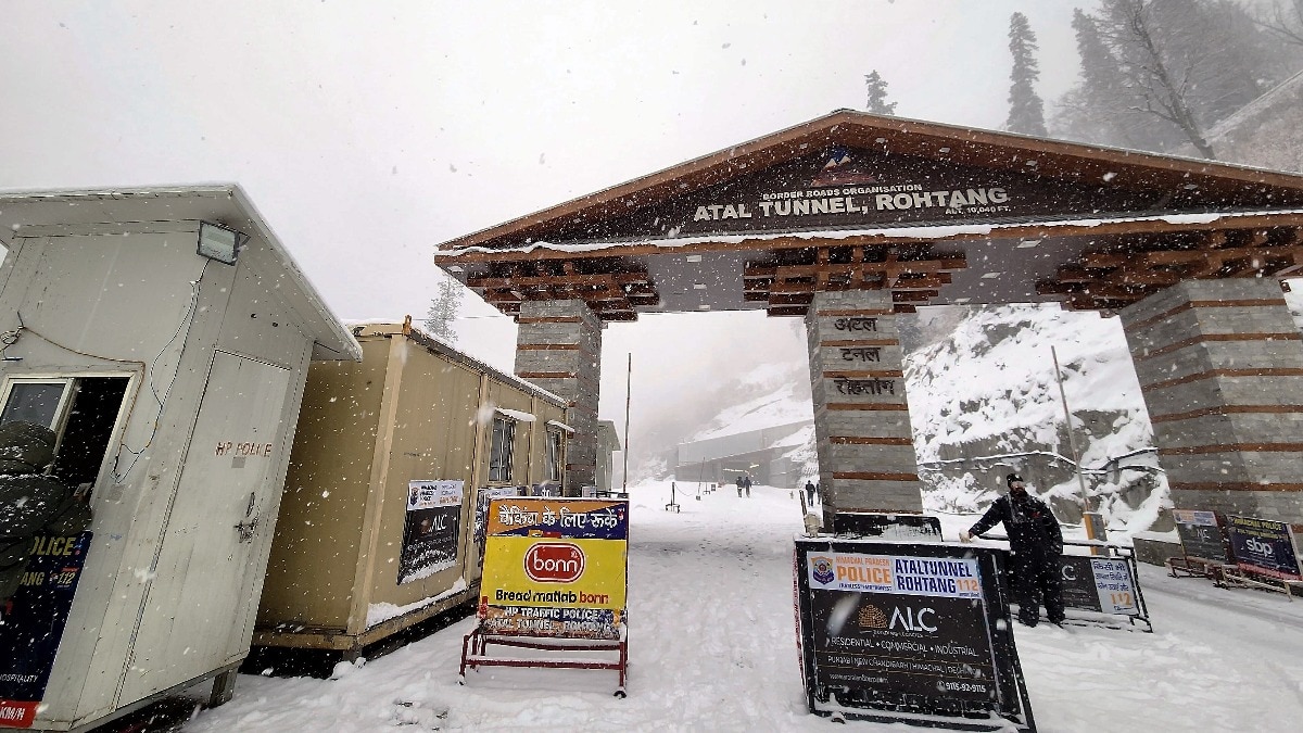 Why did it snow in March? Explaining the off-season snowfall across Himachal, Uttarakhand and J&K