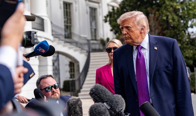 Why is U.S. struggling to form a coalition in Hormuz?