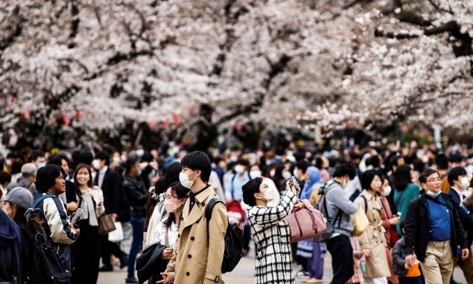 World's 'most favorite destination' weighs scrapping face-to-face immigration checks amid tourism boom