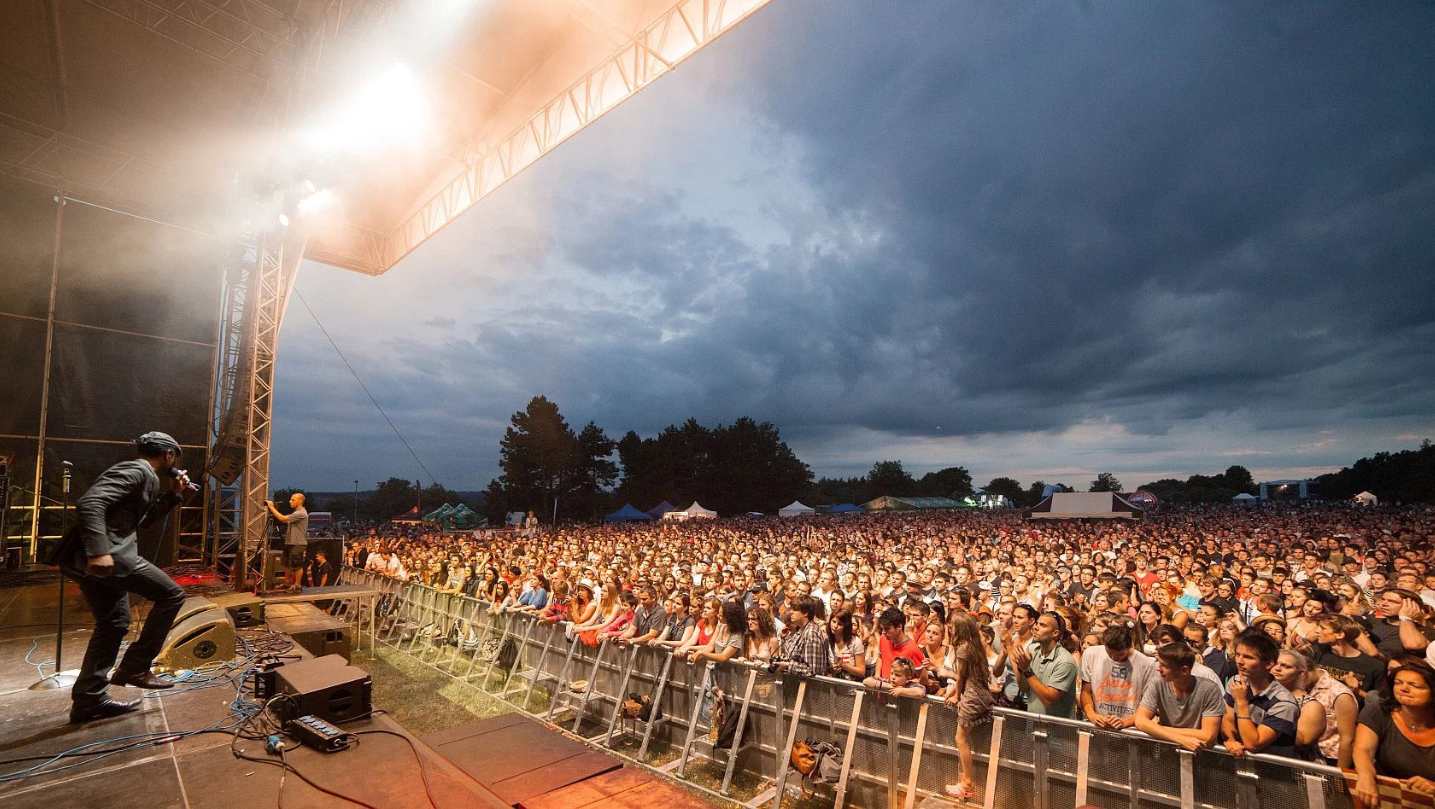 100+ Emerging Artists at Prague Festival