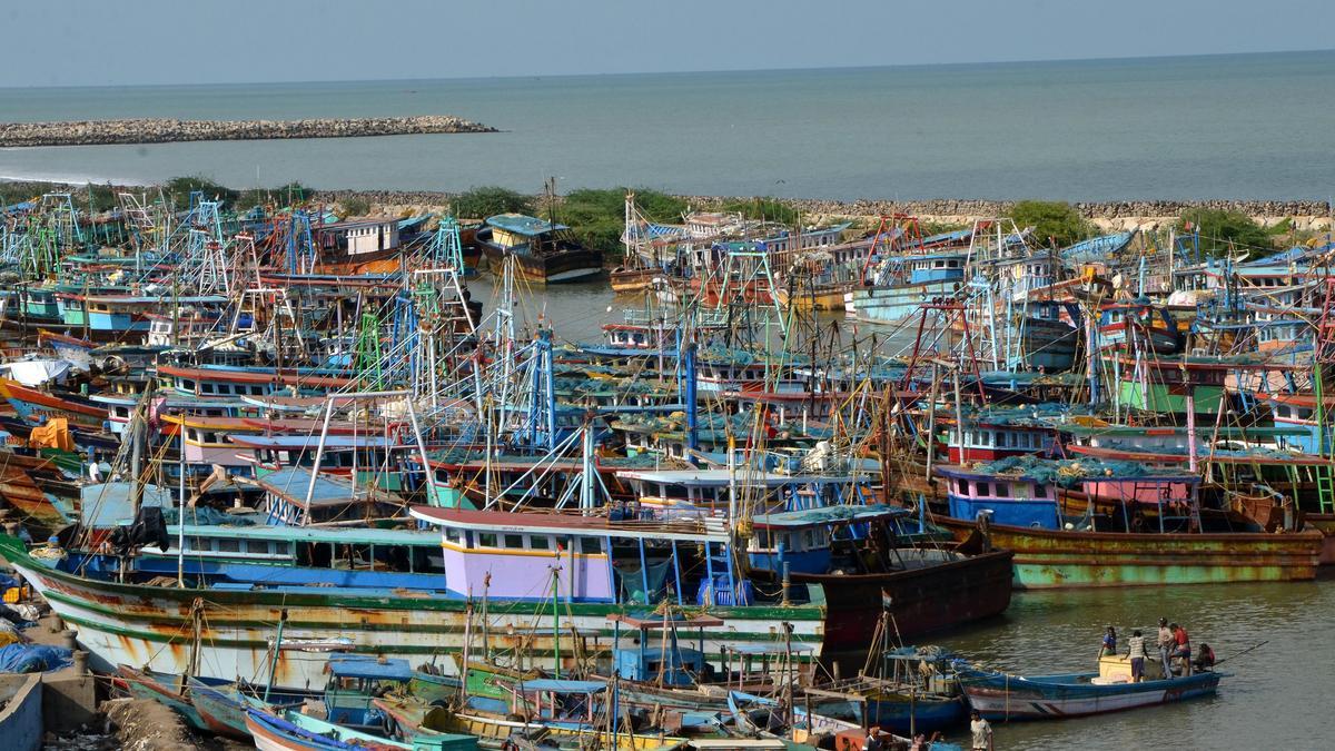 12 Indian fishermen from Tamil Nadu, Karaikal arrested by Sri Lankan Navy