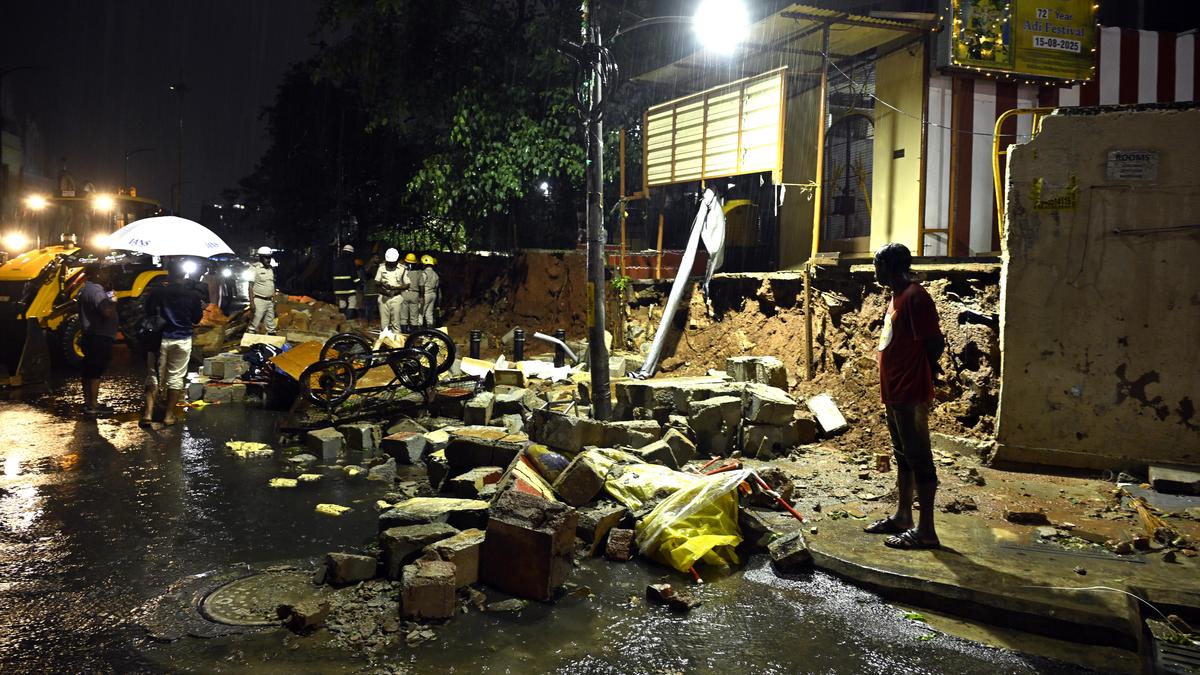7 killed in wall collapse, one electrocuted as rain batters Bengaluru