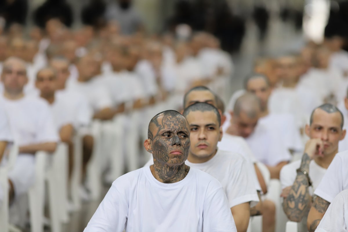 A mass trial in El Salvador and other top photos from Latin America and the Caribbean