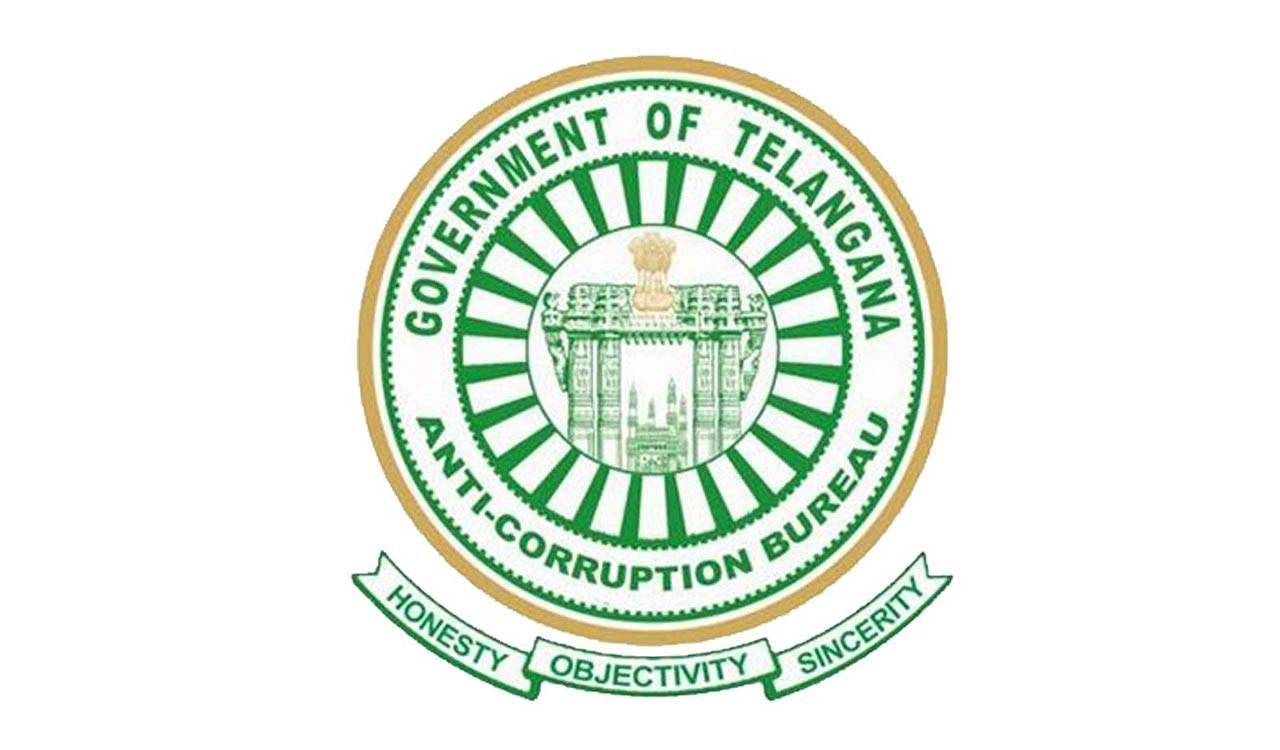 ACB raids 13 Mee Seva Centres across Telangana, finds irregularities