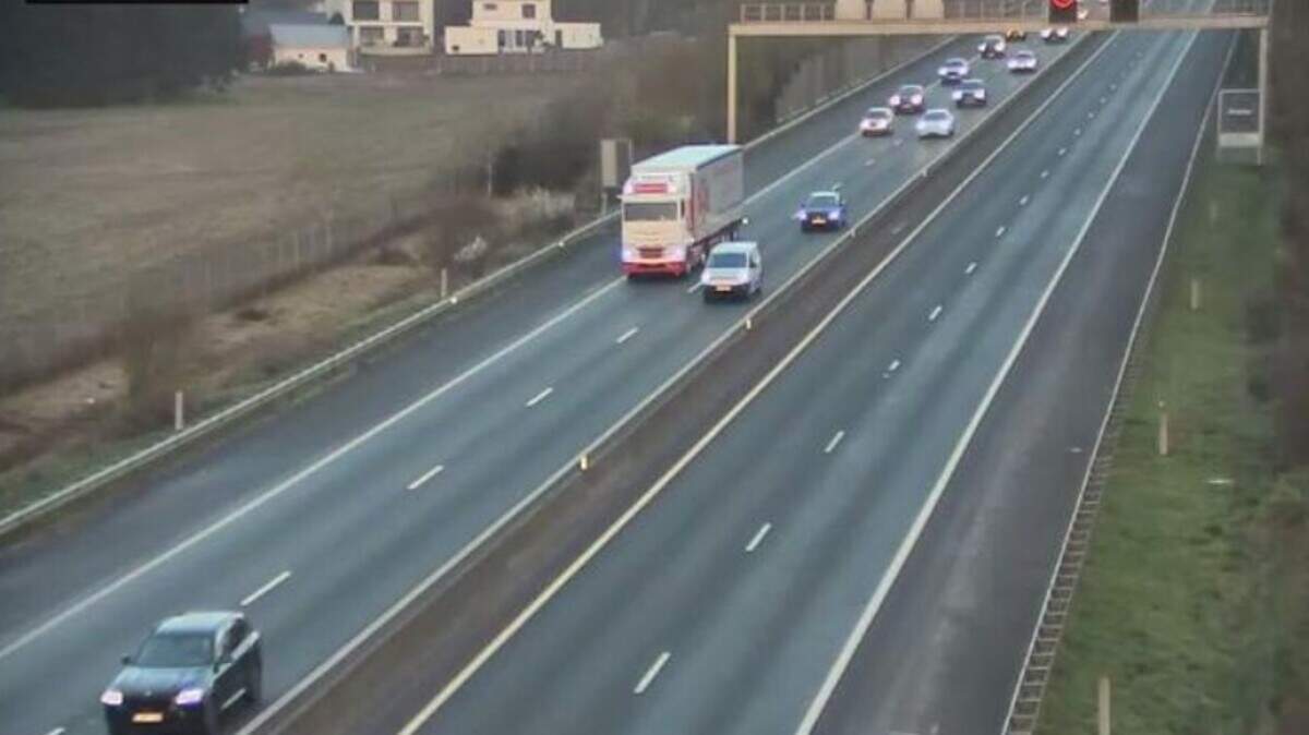 Motorists heading to Belgium on the A6 have to exit at Steinfort, as of Wednesday morning