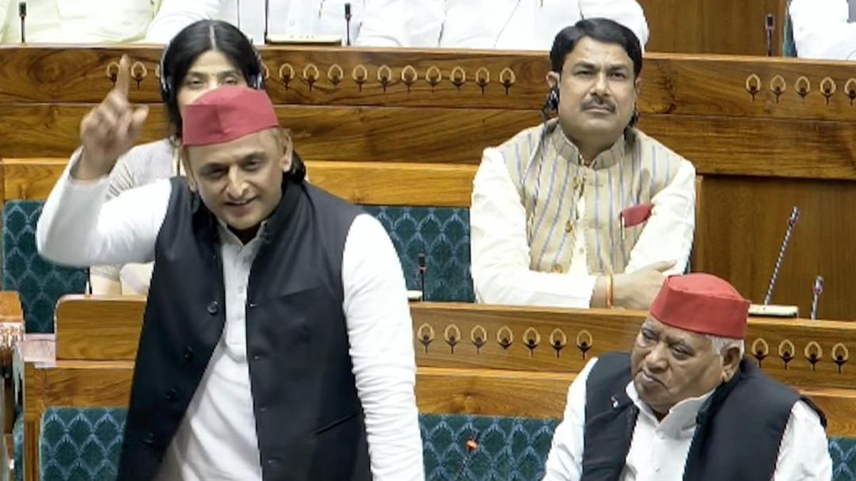Akhilesh Yadav urges government to implement women’s quota after caste census