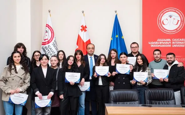 CIU Students discuss EU integration at round table
