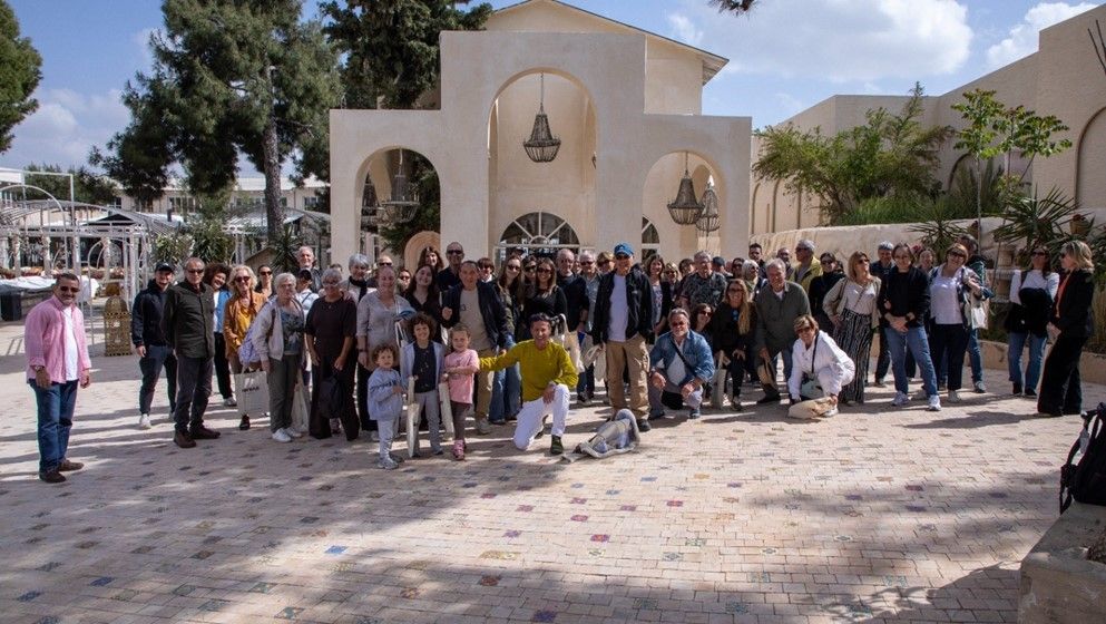 Charter Flight Carrying 105 French Tourists Arrives in Jordan ...