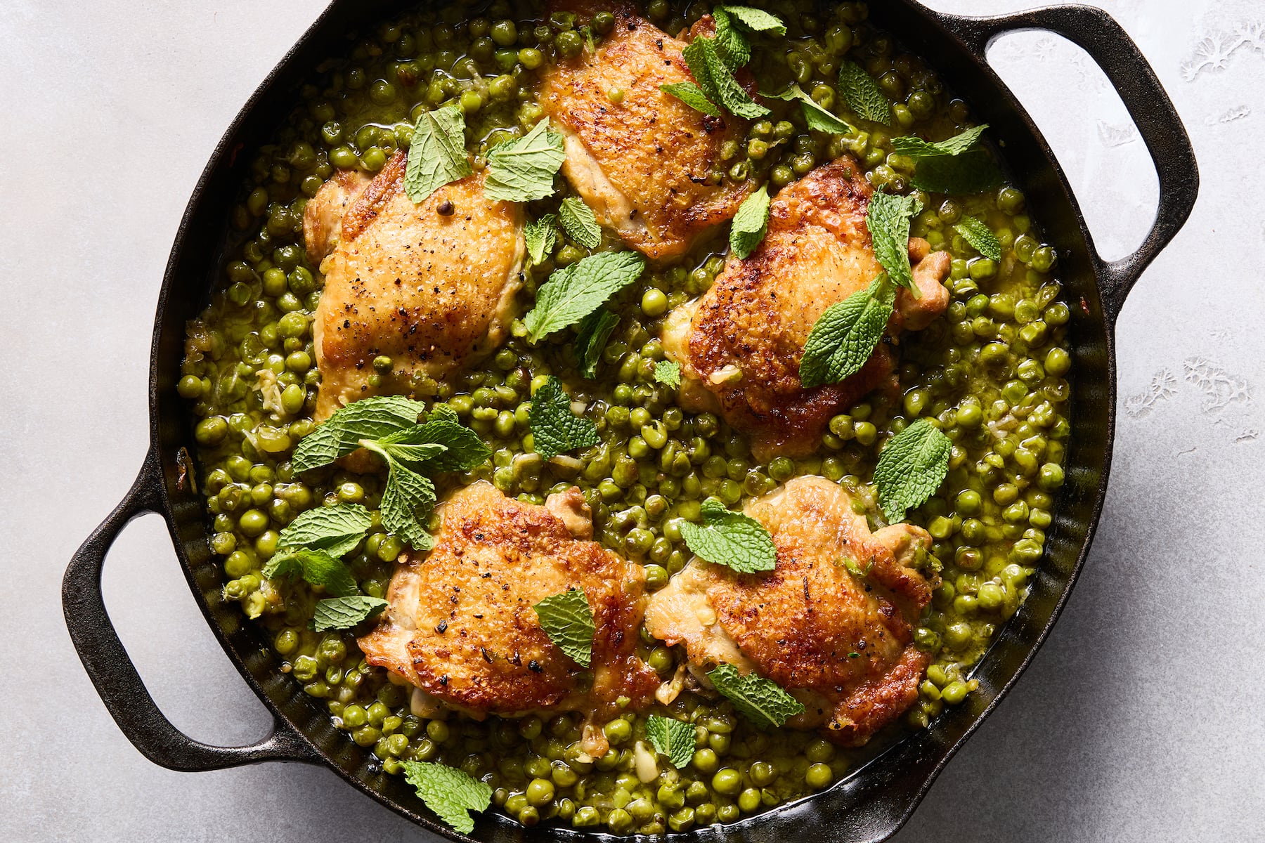 Chicken with peas and mint