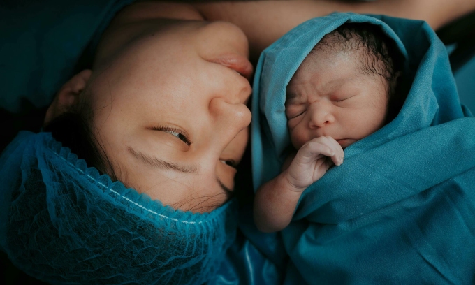 China’s falling birth rate pushes obstetricians to change careers