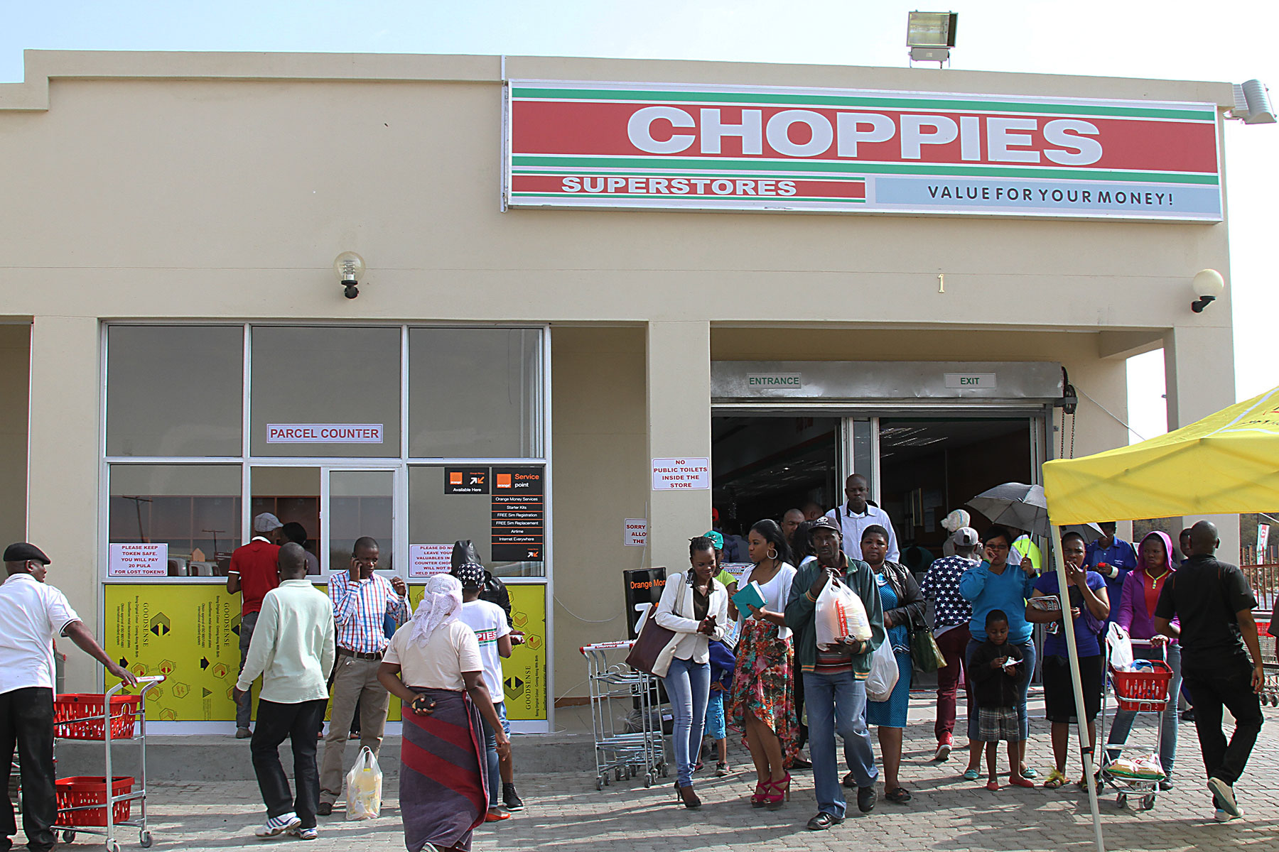 Choppies rings the till, hands shareholders 1 Thebe