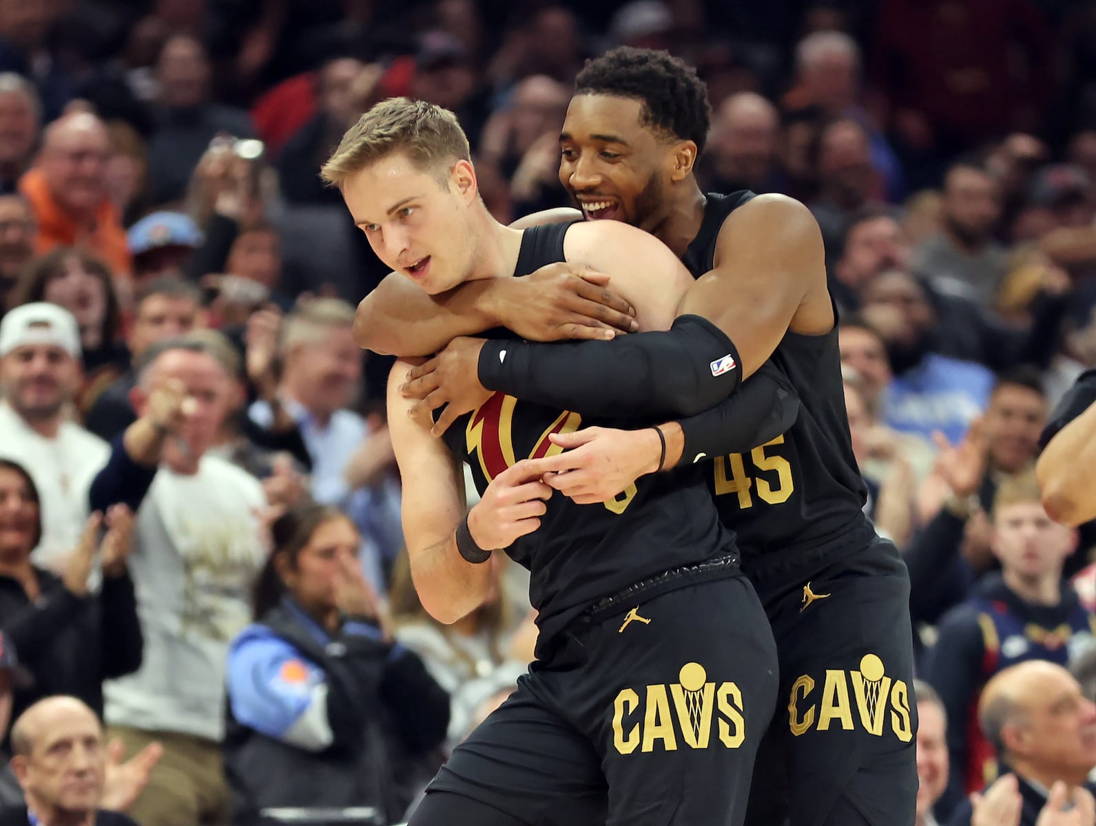 Choreographed chaos: An inside look at how Max Strus and Sam Merrill ...