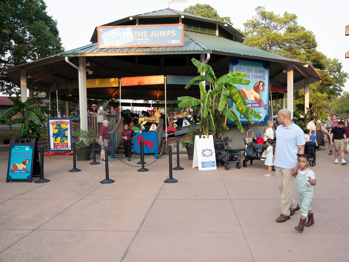 Concealed guns generally prohibited at LR Zoo, but openly carried ones are fine, AG says